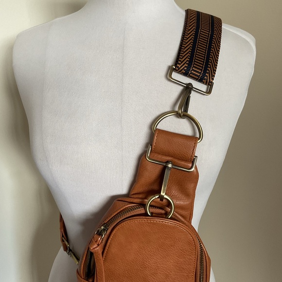 Anthropologie Urban Originals Tan Crossbody Bag Vegan Leather Boho Chic - Picture 2 of 7